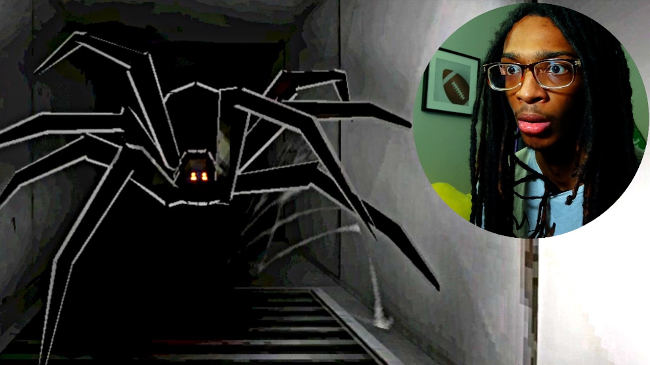 IM PLAYING AS A MOUSE IN A HAUNTED HOUSE!