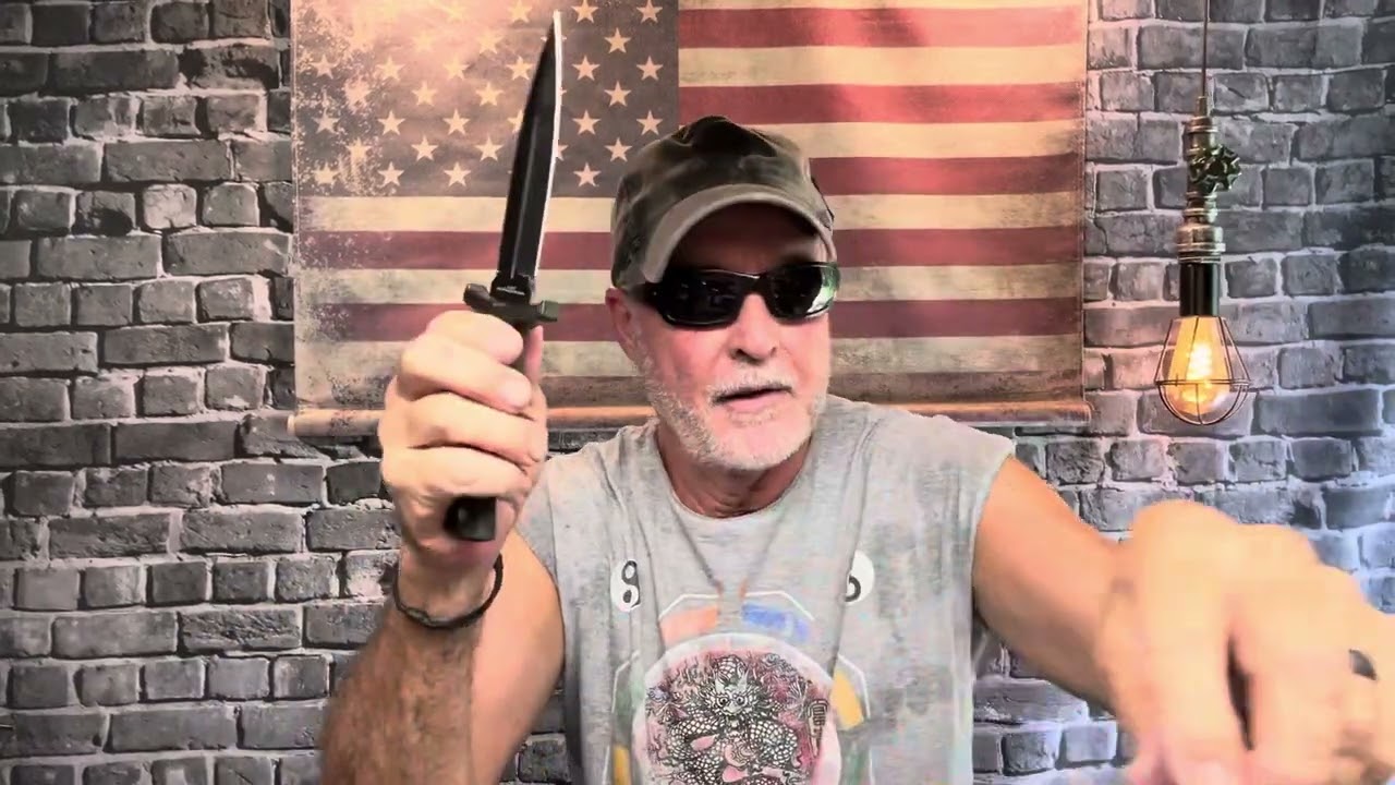 Comparison of Four Budget Friendly Double Edge Dagger Boot Knives