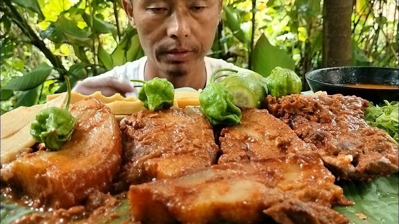 Pork fat one kg, King Chilly, Bamboo Shoot with Potato Curry.