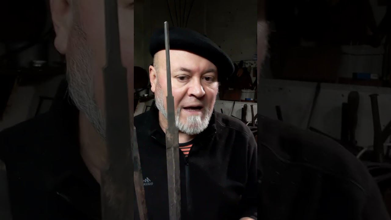 HOJAS DE ESPADAS ROPERAS