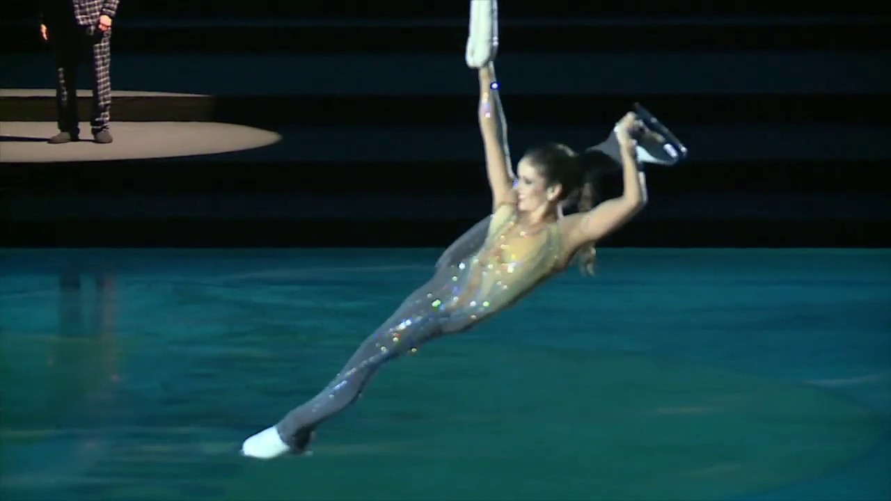 Dance Trapeze on Ice by Janine Eggenberger