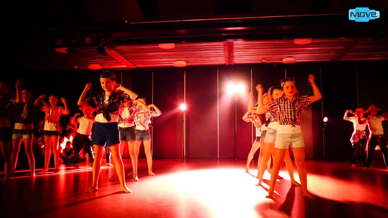Vughtse Dance Battle 2015   MOVE