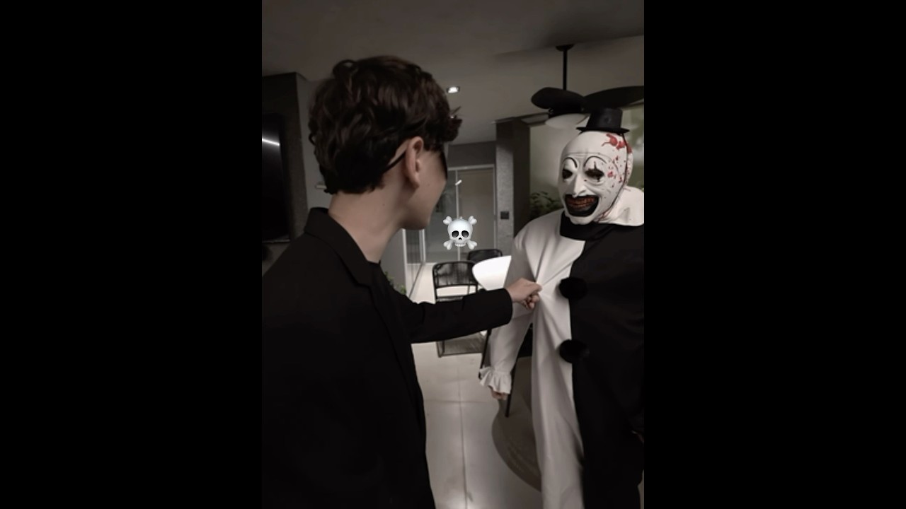 O verdadeiro palha&ccedil;o est&aacute; na casa do taspio ☠️ #taspio
