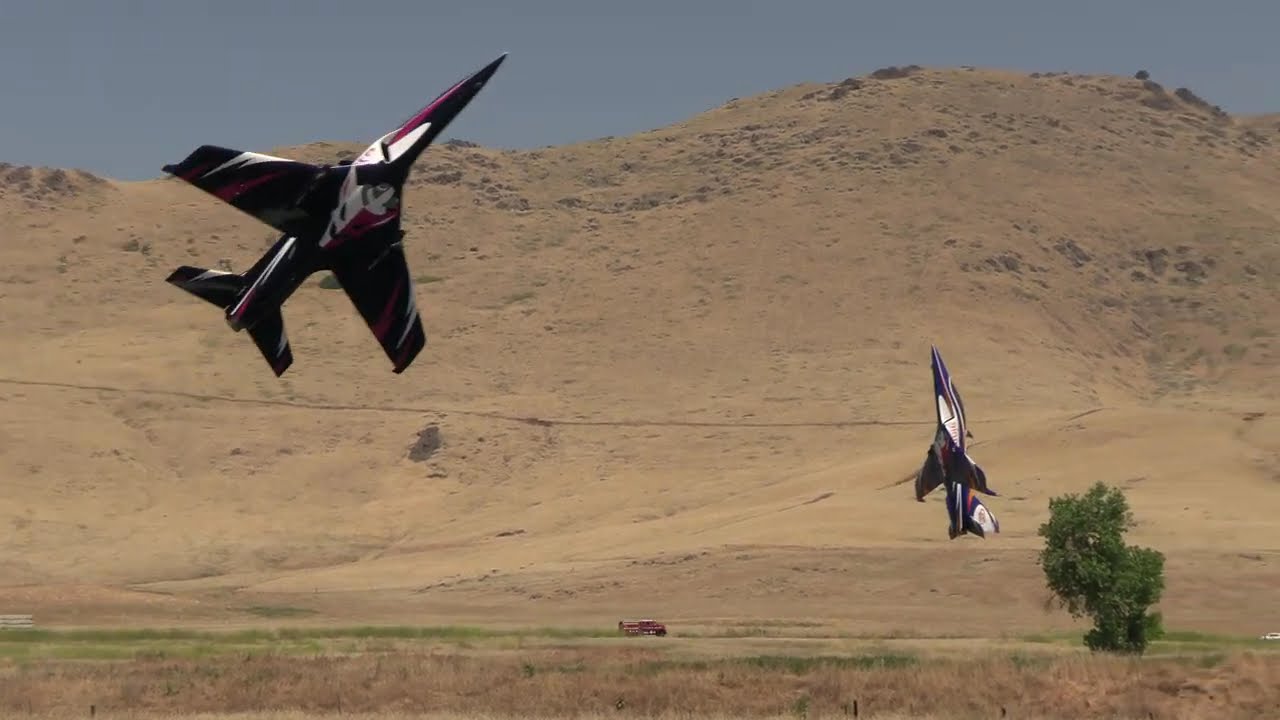 Carf Diablo duel Jets over California 2025