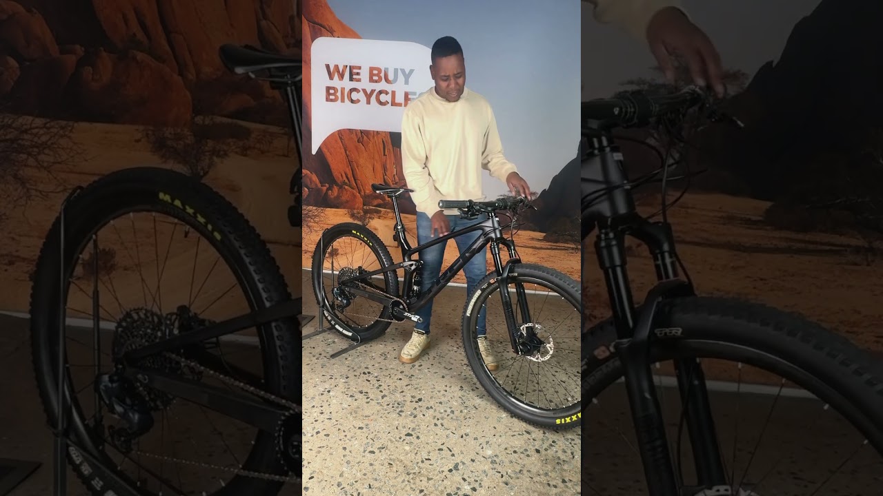 Pre-Owned Trek Top Fuel 9.8 2021 M/L Price drop R39 950