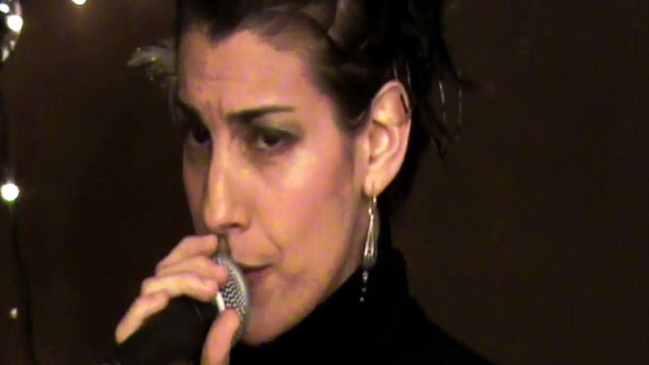 CAROLA BIZ: CAVALEIRO MONGE COVER