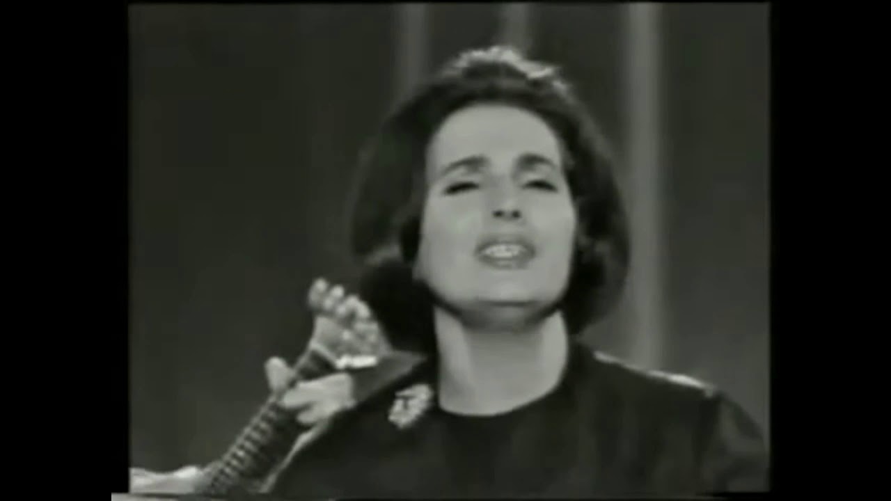 Amália Rodrigues- Barco Negro. Festival de Cannes