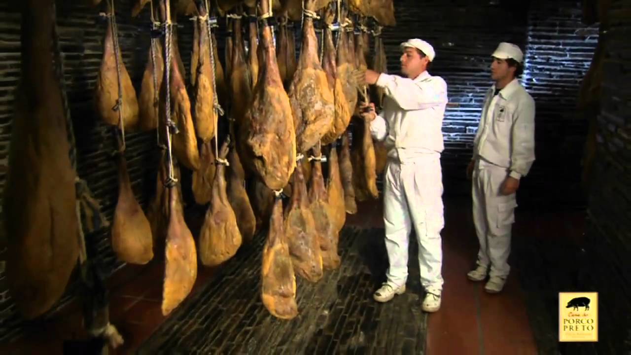 História - Casa do PORCO_PRETO