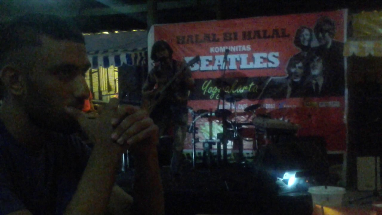 2. Halal Bi Halal Komunitas BEATLES @Terminal Cafe: Pieter Lennon-Obladi Oblada