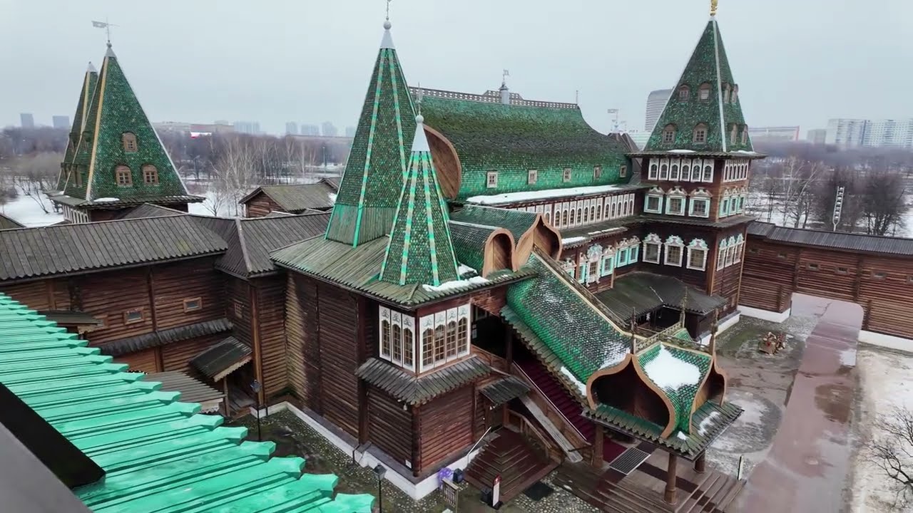 Дворец царя Алексея Михайловича в Коломенском / Palace of Tsar Alexei Mikhailovich in Kolomenskoye