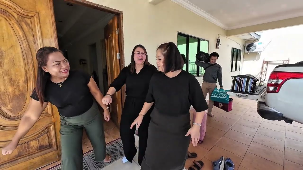 MUMMY RICH FAMILY SEDIAKAN KAMI TEMPAT TINGGAL // JEMPUT KIBUT DI AIRPORT SEBELUM KE HOME STAY // 