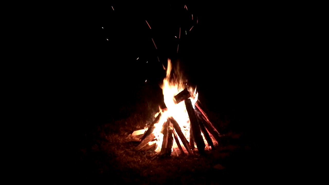 Bonfire in TRISHNA HOMESTAY in 10th Mile, Batasi village. #10thMile #SingalilaForest