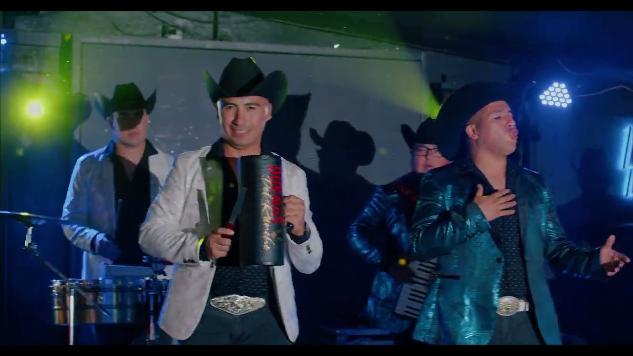 Los Dueños del Rancho - Entre Botellas (Video)