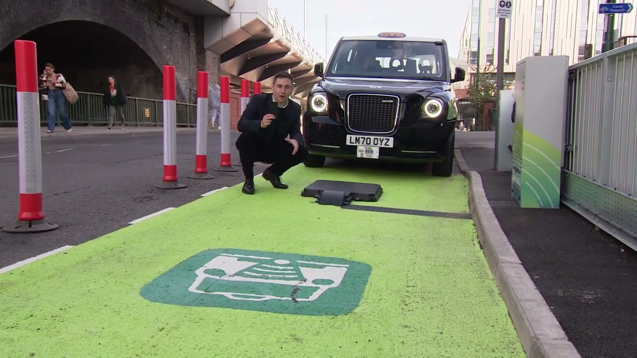 First wirelessly charged electric taxis on the roads in Nottingham