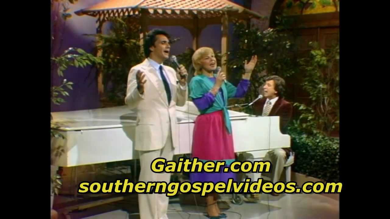 The Bill Gaither Trio -He Touched Me/Something Beautiful/Let's Just Praise the Lord