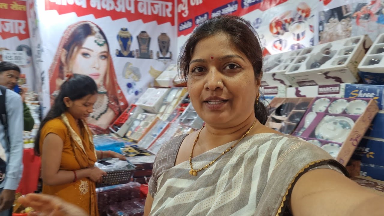 सर्वात फेमस मार्केट..🤷🏻‍♀️हळदी कुंकू वान खरेदी..😍10 रू पासून खूप छान छान वस्तू..😃