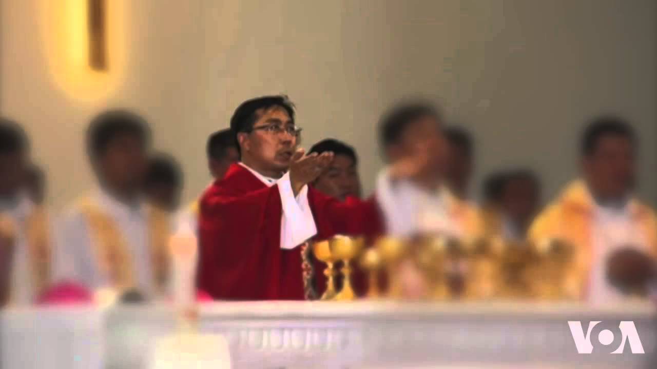 河南安阳助理主教在警察监视下完成祝圣典礼