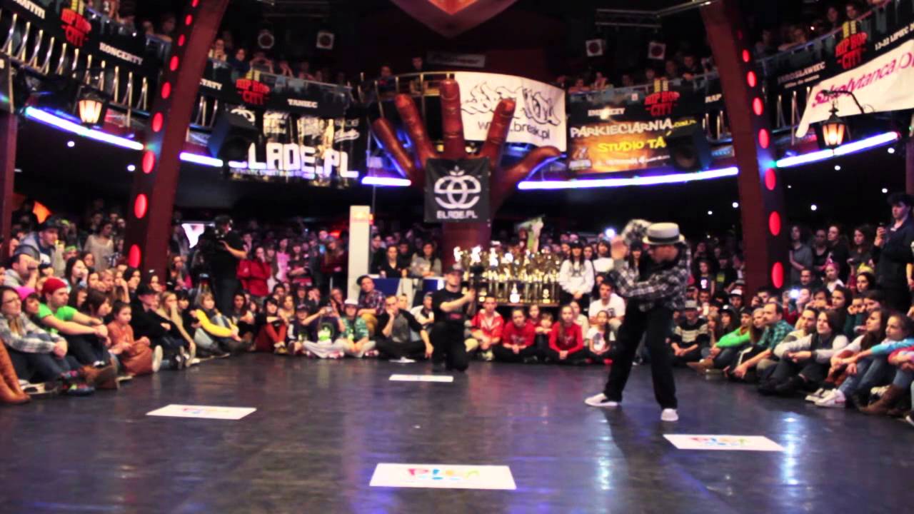 RYTM ULICY 2013 Pokaz sędziów Salah