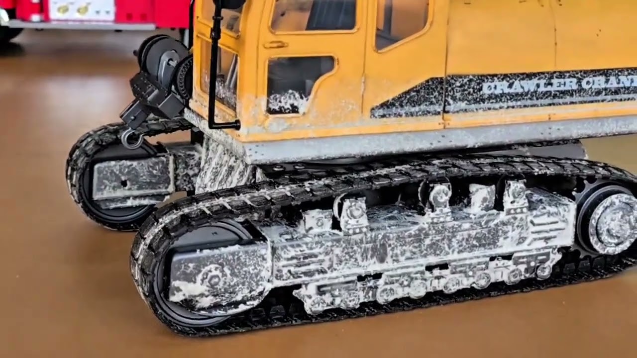 Hobby Engine Premium Label Crawler Crane 1:12 สเกลโหดๆ คันใหญ่มาก สนใจสินค้าติดต่อ0991319898คิงทอยส์