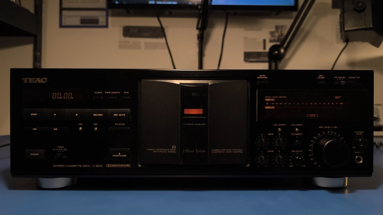 #0111 TEAC V-5010 Cassette Deck
