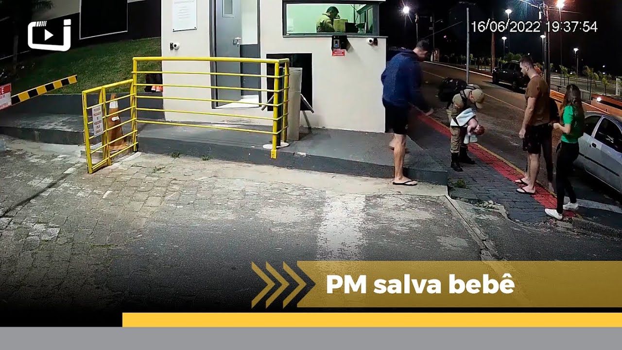 Policial Militar salva bebê engasgado, em SC