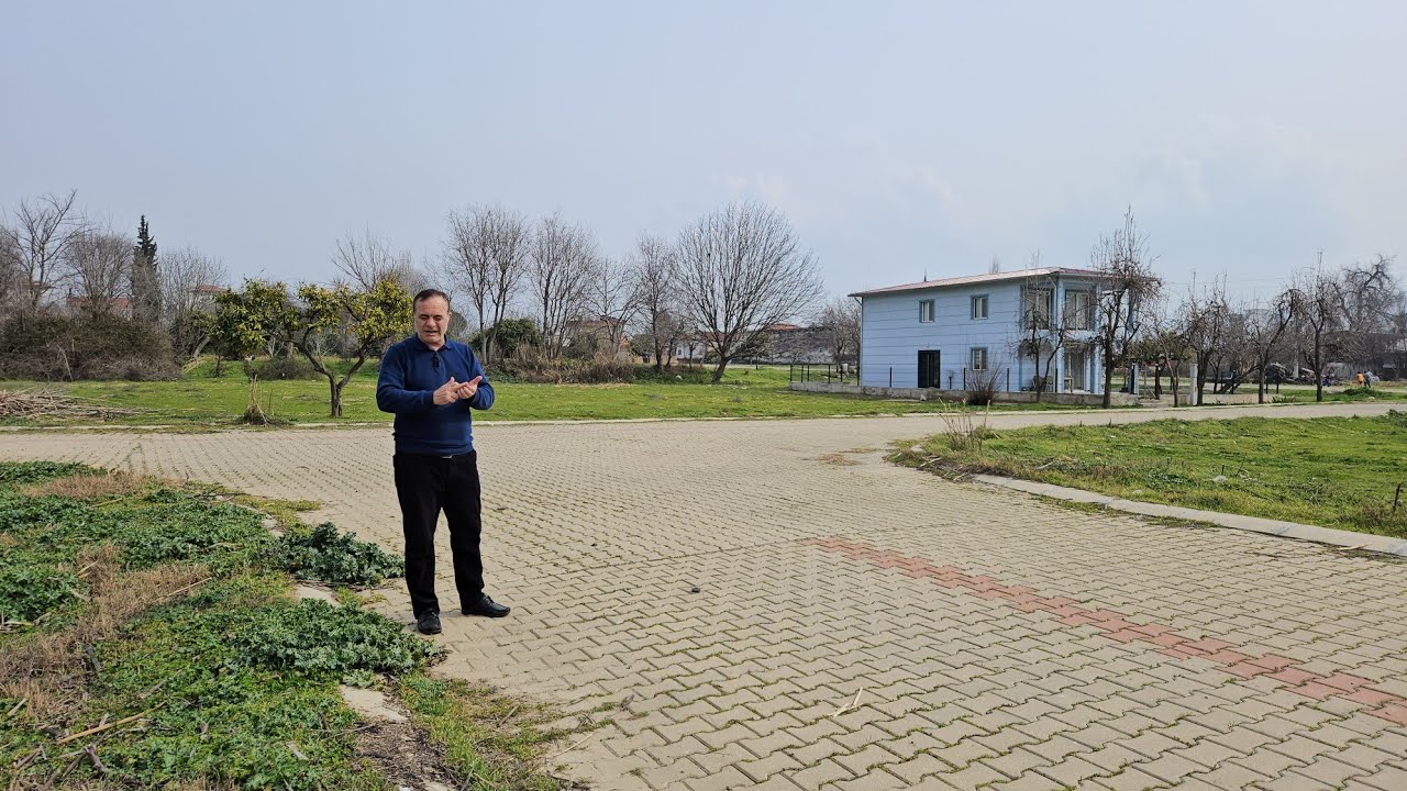 AYDIN'DA SATILIK ARSA 300m2  TAM KÖŞE 4 KAT İMARLI DAHA İYİSİ YOK İZLE ÖYLE KARAR VER !
