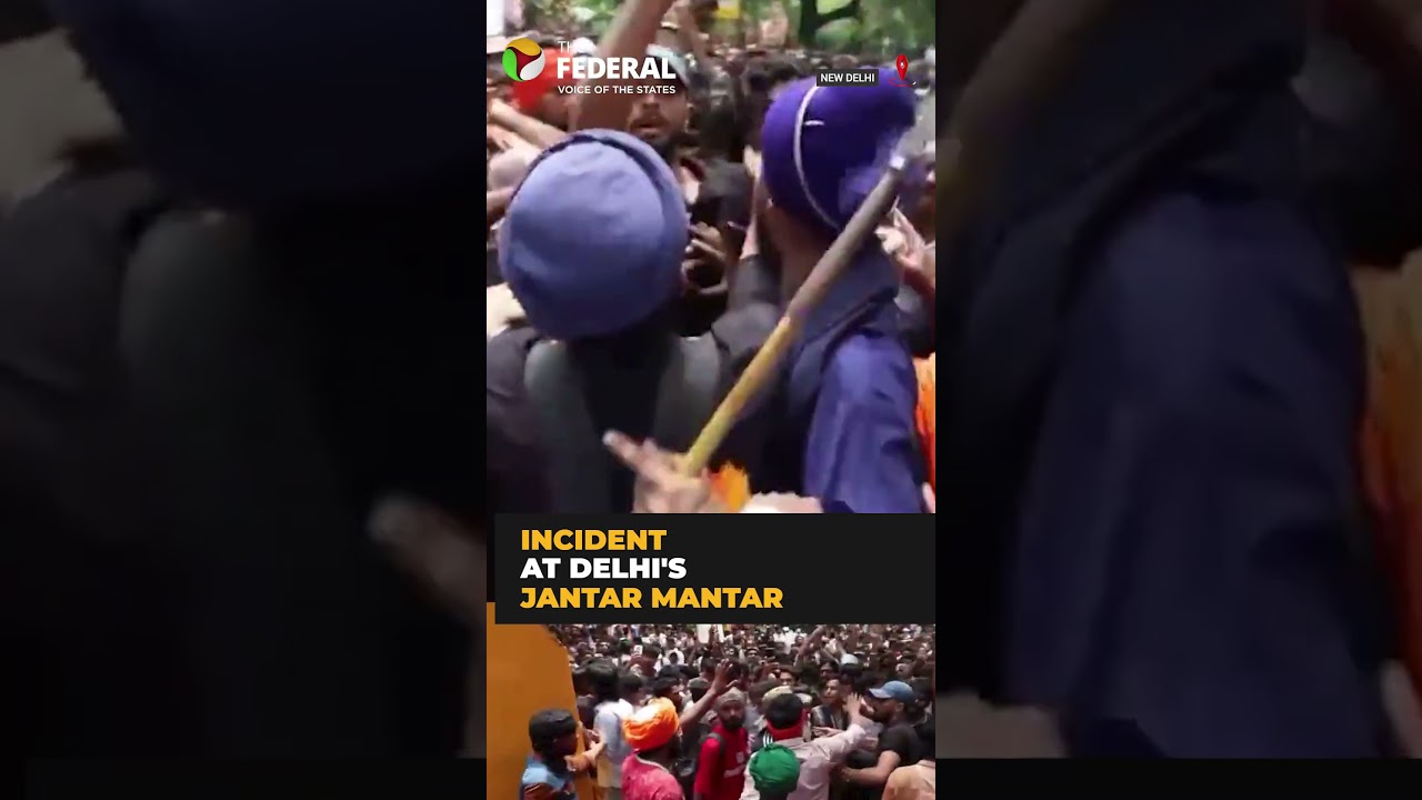 CJP protesters clash with Nihang Sikhs at Jantar Mantar | #shorts