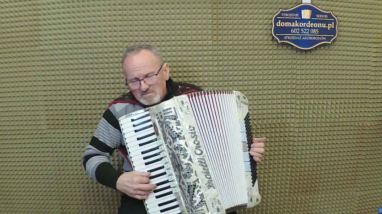 Czarna płyta tango akordeon Fratelli Crosio po remoncie w Domu Akordeonu tel. 602 522085