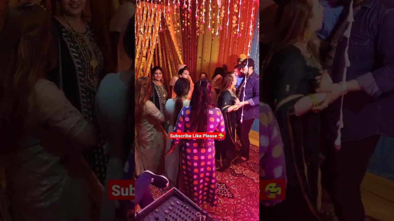 🤗 Wedding Mehndi Function Masti । #shorts #viral#ytshorts 😊🥰