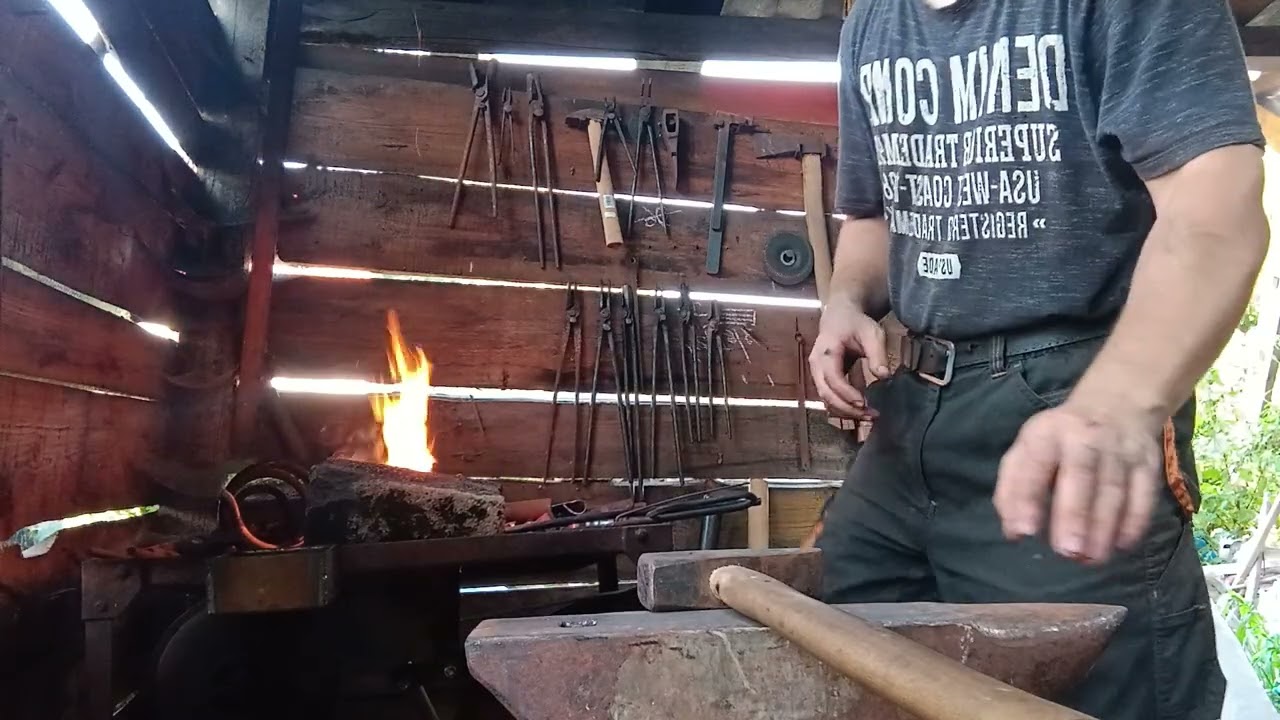 Kov&aacute;n&iacute; #02 - Důlč&iacute;k, sek&aacute;č a r&yacute;sovac&iacute; jehla