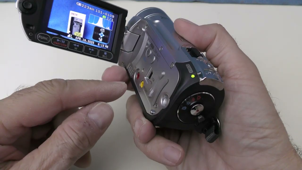 Canon FS100 camcorder  nice one from 2008s
