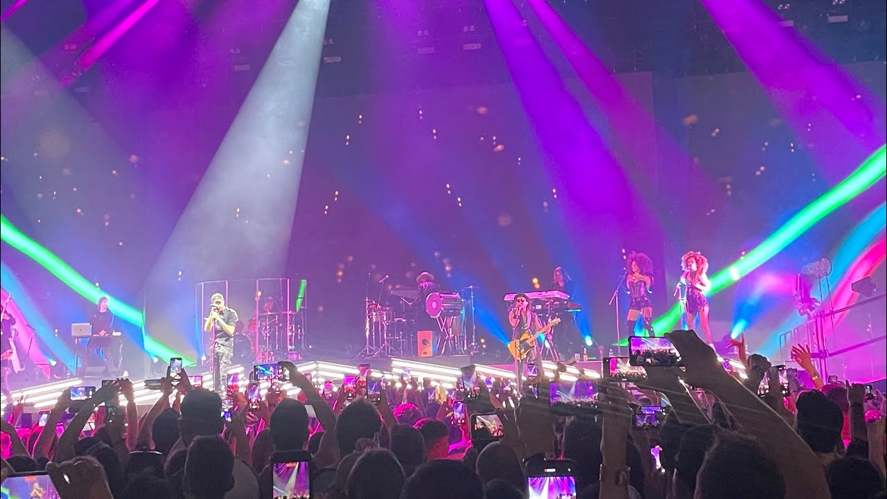 Enrique🎤Iglesias- Hero (live🎸, Prague🇨🇿, O2 Arena, 8.6.22 💃🕺)