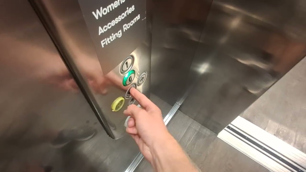 Lift at TK Maxx in Westgate Shopping Centre in Oxford 