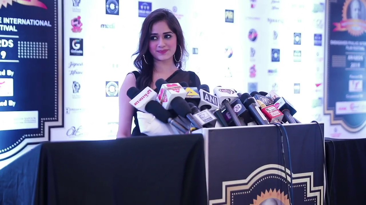 Dadasaheb Phalke International Film Festival Awards 2019 | JANNAT ZUBAIR Interview at red carpet