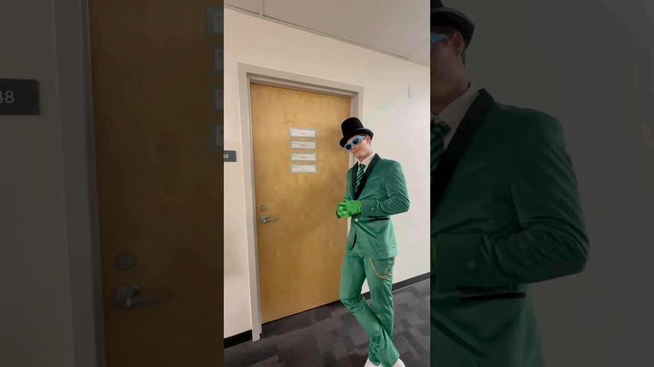 ⁠@westonvansoest let it grow. #funny #prank #memes #lorax #thelorax #letitgrow #college #onceler