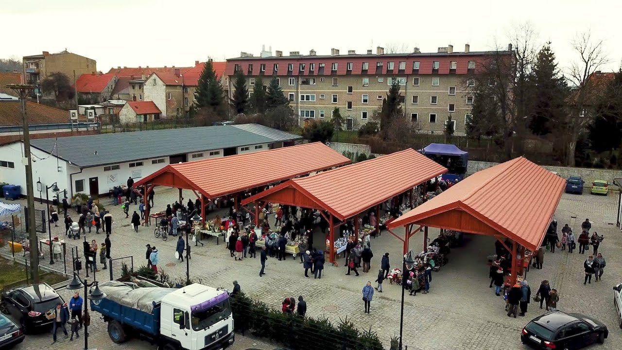 JARMARK BOŻONARODZENIOWY W ZIĘBICACH