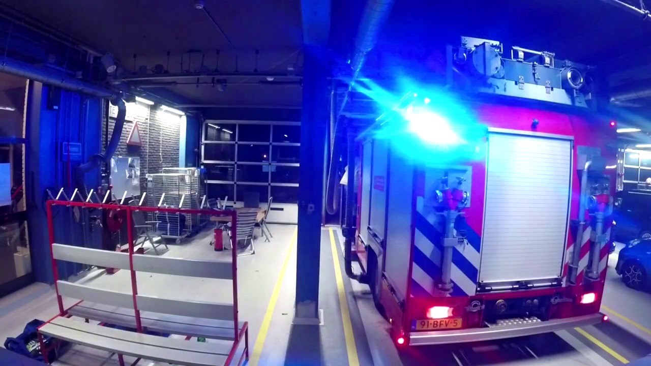 Brandweer Prio 1 melding vanuit de kazerne