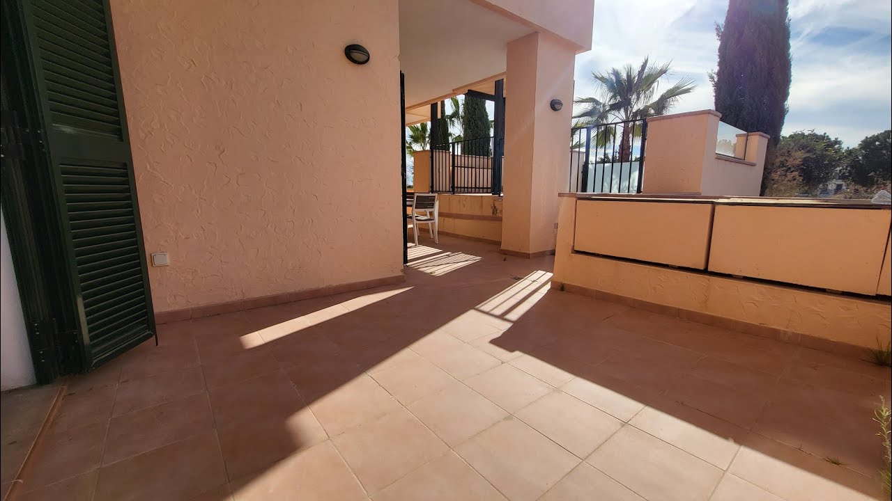 Hacienda del Alamo, квартира на первом этаже с 3 спальнями, 2 ванными комнатами, окнами на юго-за...