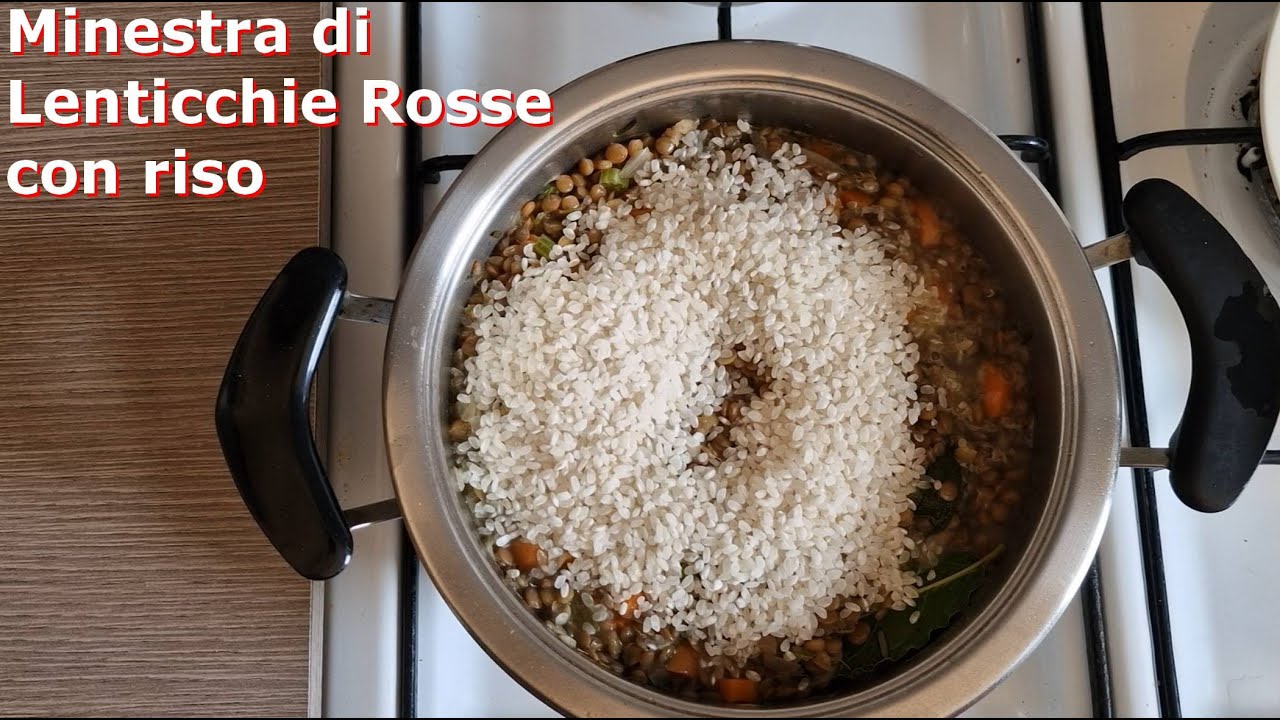 Lenticchie rosse con riso. Minestra Ricetta classica. Come fare Semplice e veloce.