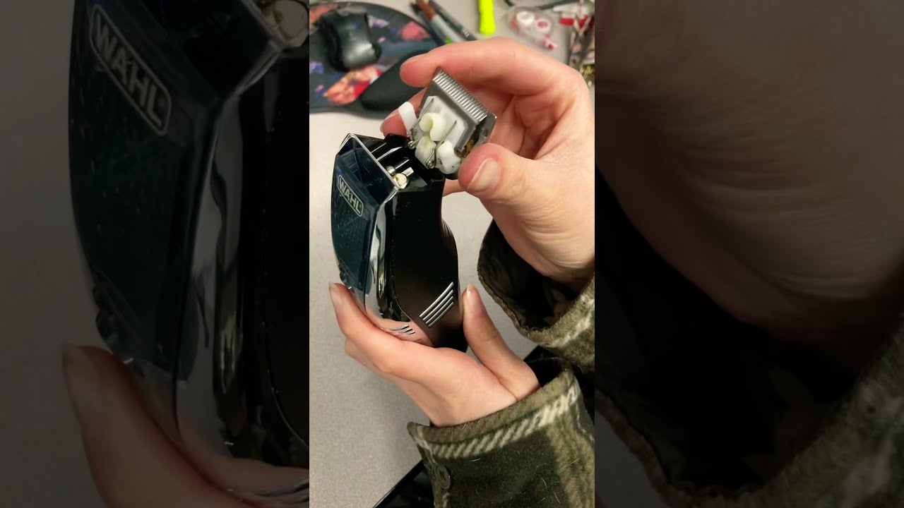 How to Put a Detachable Blade on a Wahl Trimmer