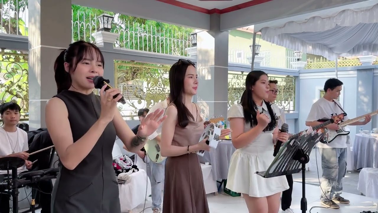 บักหล่าครับ ธัญญ่า | ບັກຫລ້າຄັບ - ວົງດົນຕີເນລະມິດ [ cover by Mona ] ເສບສົດ