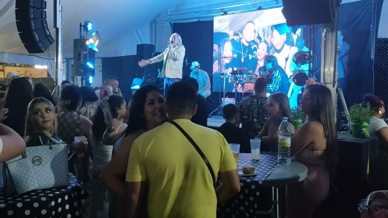 Feria de córdoba 2024 Caseta de lunares en concierto Capullo de Jerez