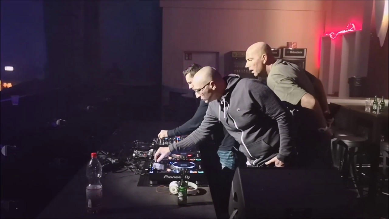DJ Ron & Baby Raw ft  MC Ike @ Army of Hardcore 2017