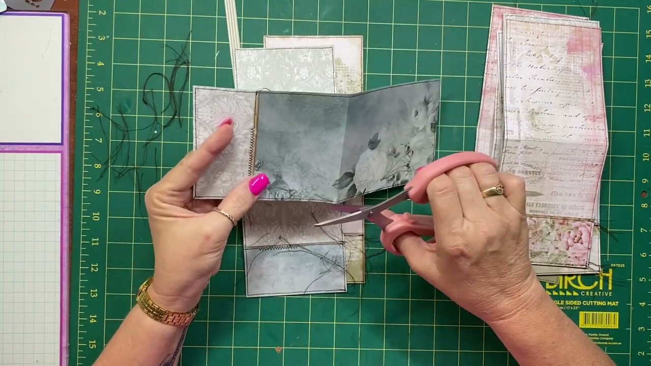 Using up your 12 inch papers #24 - Pocket Flips  #jjmassmakemarch #junkjournal #pockets