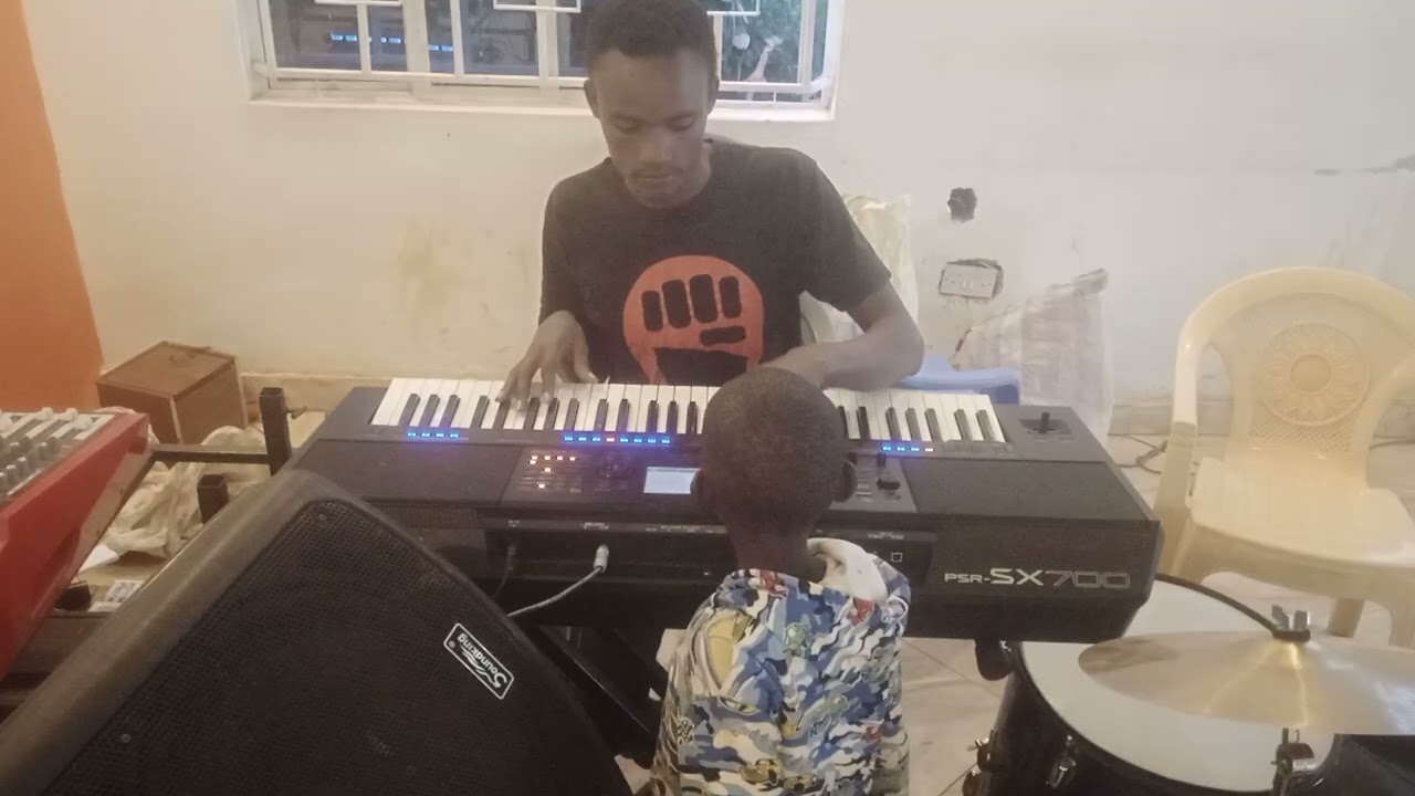 LItsen to thish sweet rhumba  #trending #nature #music
