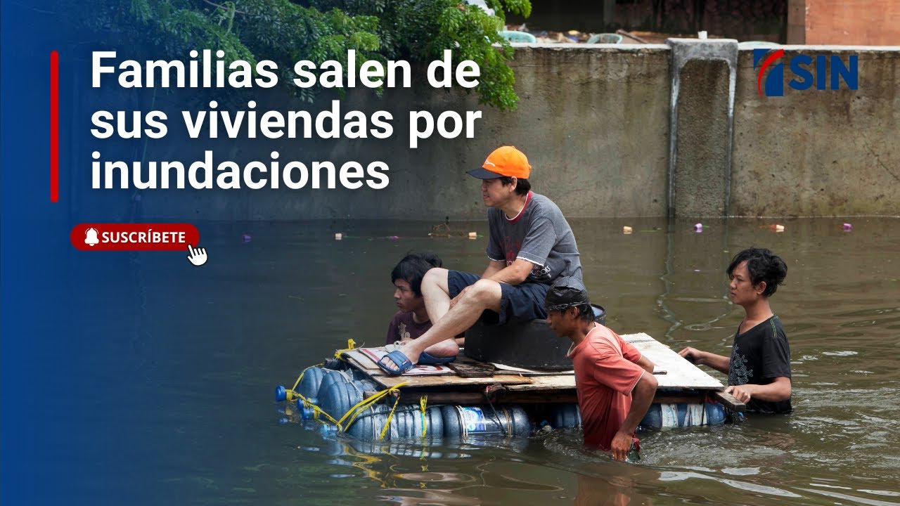 Familias salen de sus viviendas por inundaciones