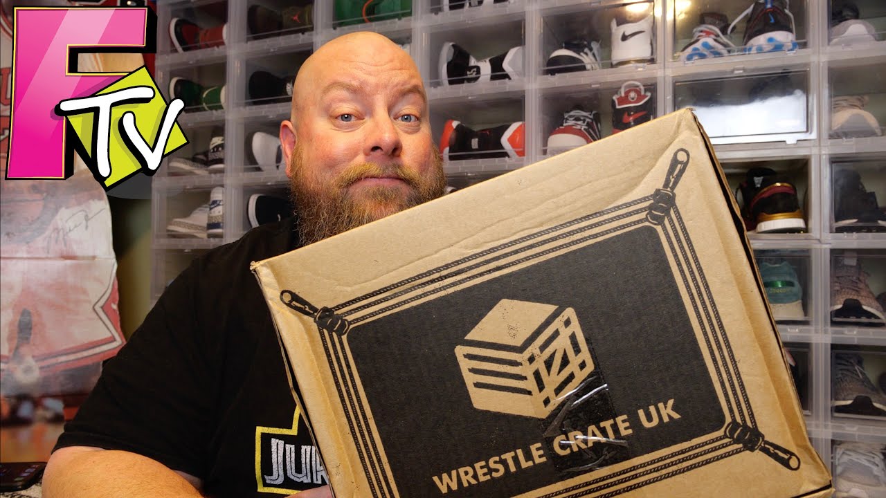 Wrestle Crate UK Mystery Box with WWE Hall of Fame Autograph!