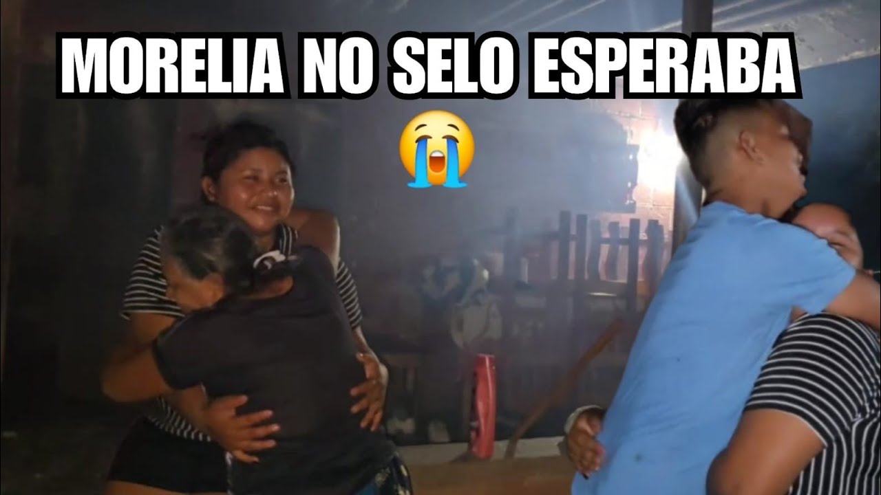 MI MAMÁ LE LLEVA SERENATA A SU NUERA MORELIA 