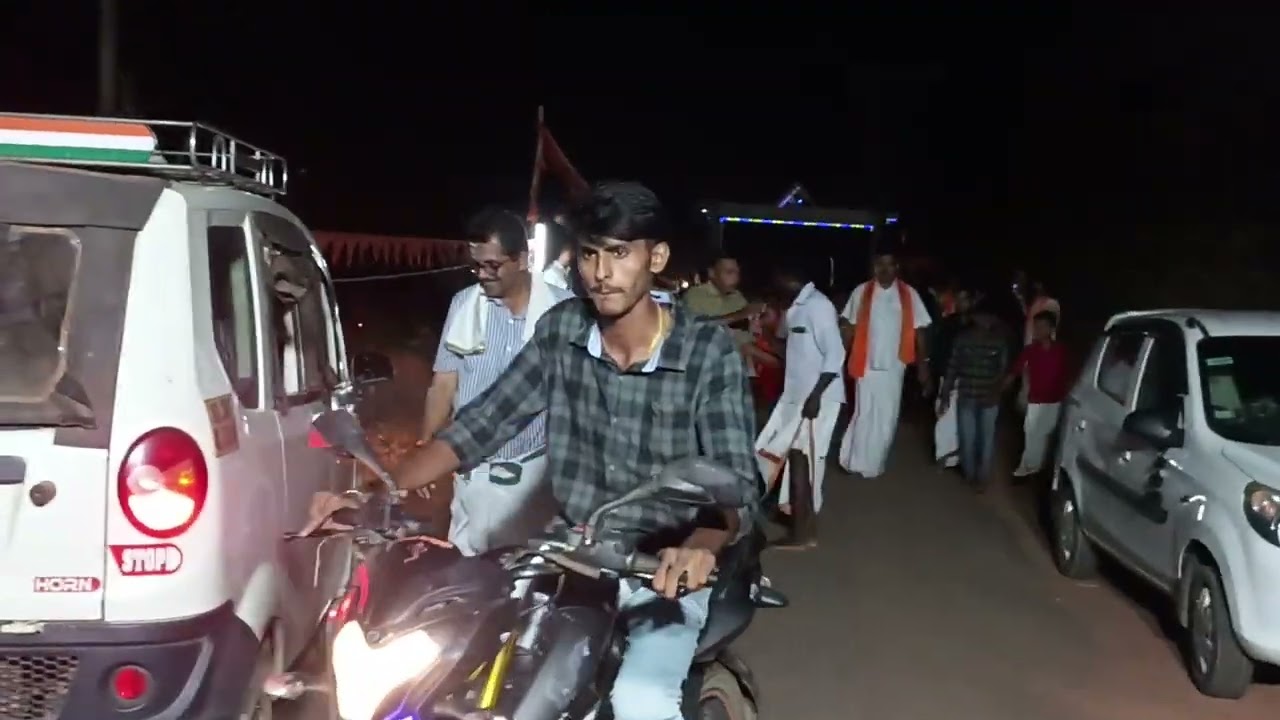 durga shakthi kunitha bajana thanda parambala kayyar &@ kambaru temple