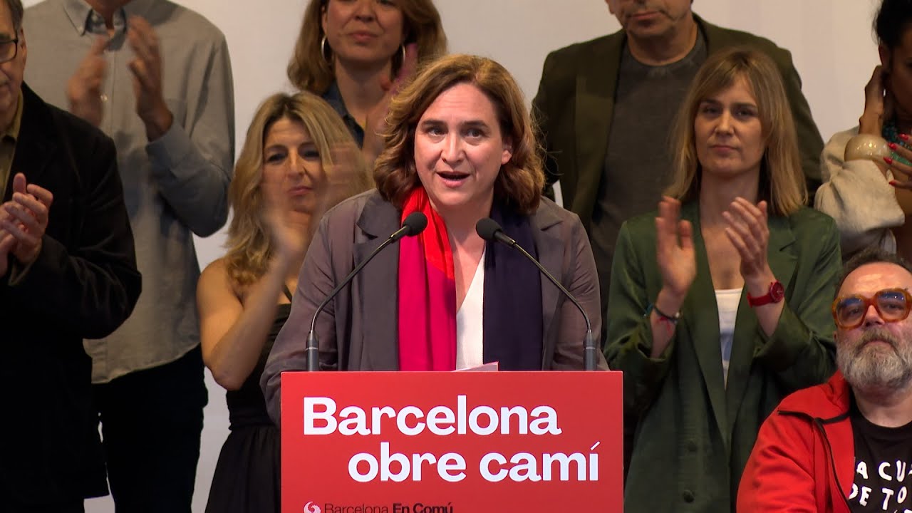 Ada Colau apela al votante socialista